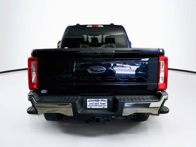 Ford Super Duty F-250 SRW XLT 2025