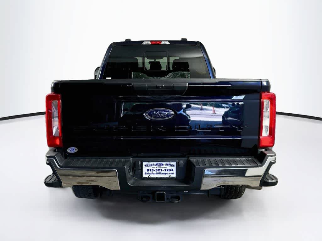Ford Super Duty F-250 SRW XLT 2025