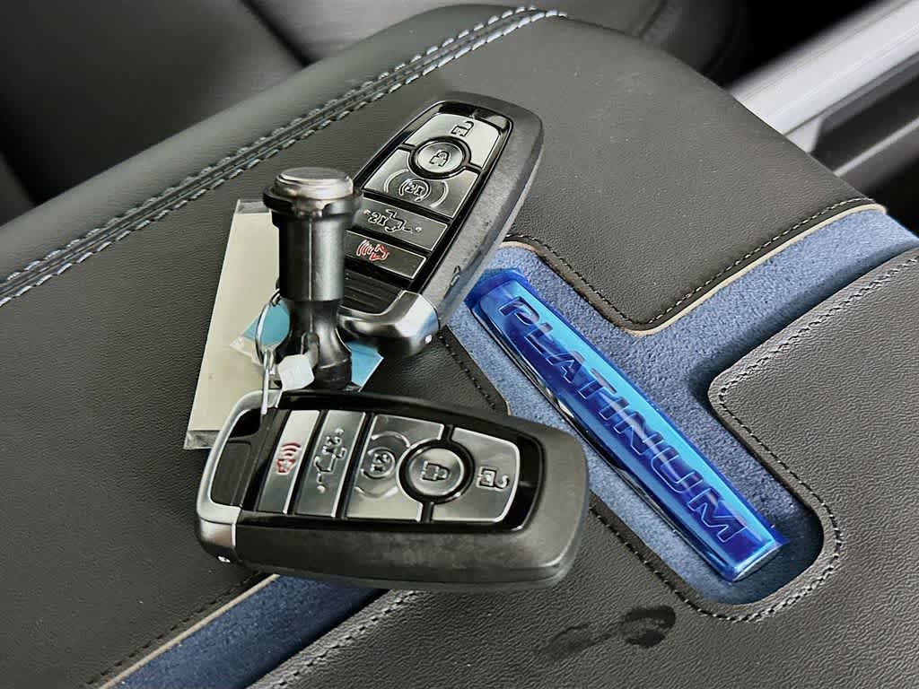 2026 Ford Super Duty F-250 SRW Platinum