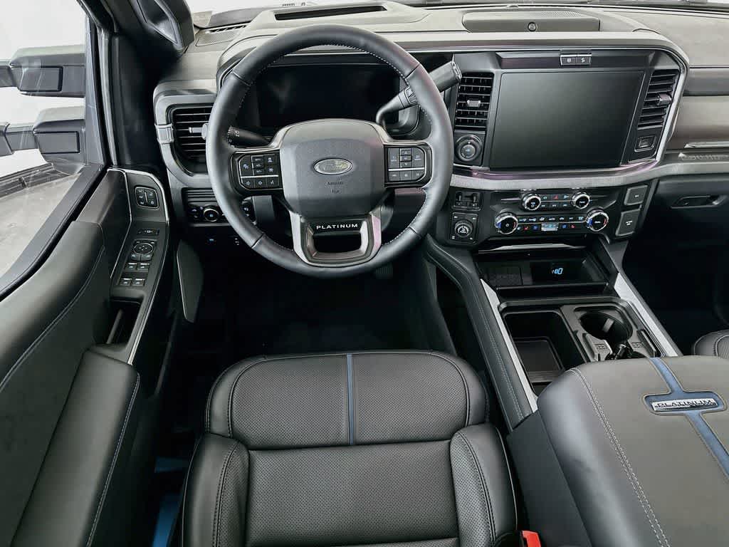 2026 Ford Super Duty F-250 SRW Platinum