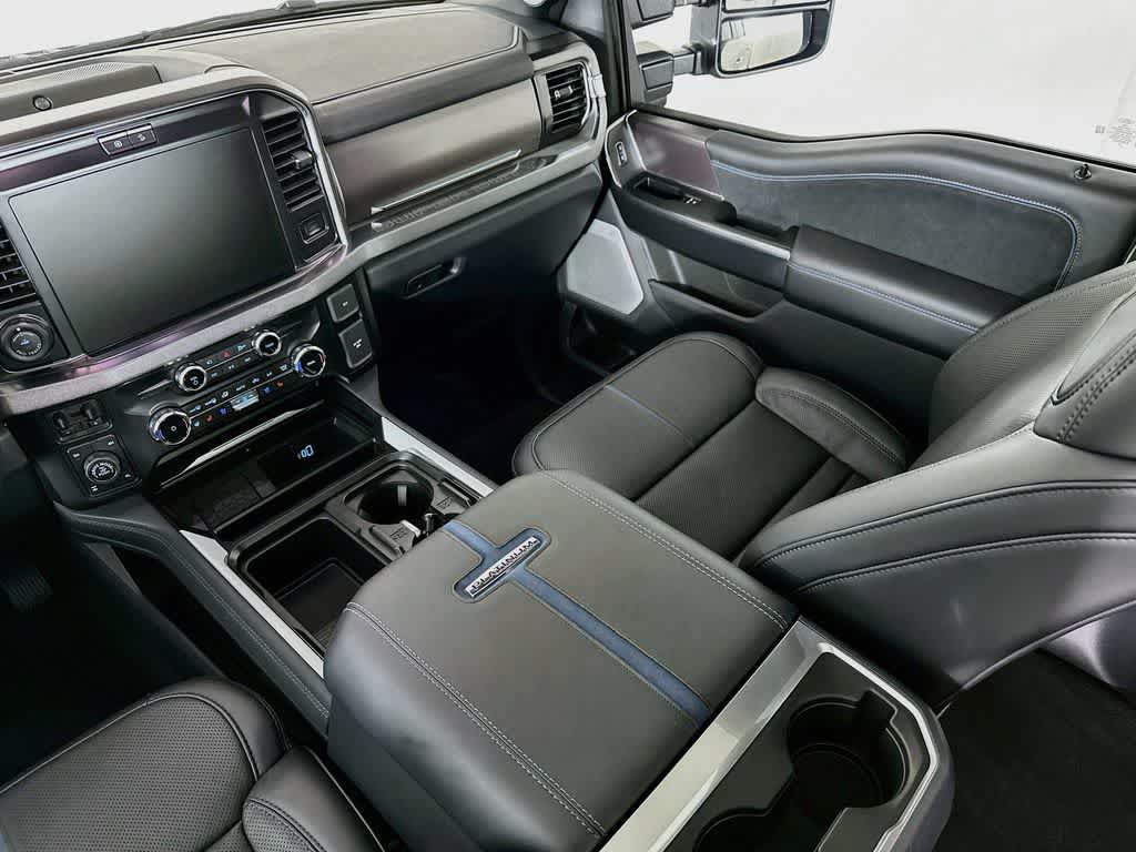 2026 Ford Super Duty F-250 SRW Platinum