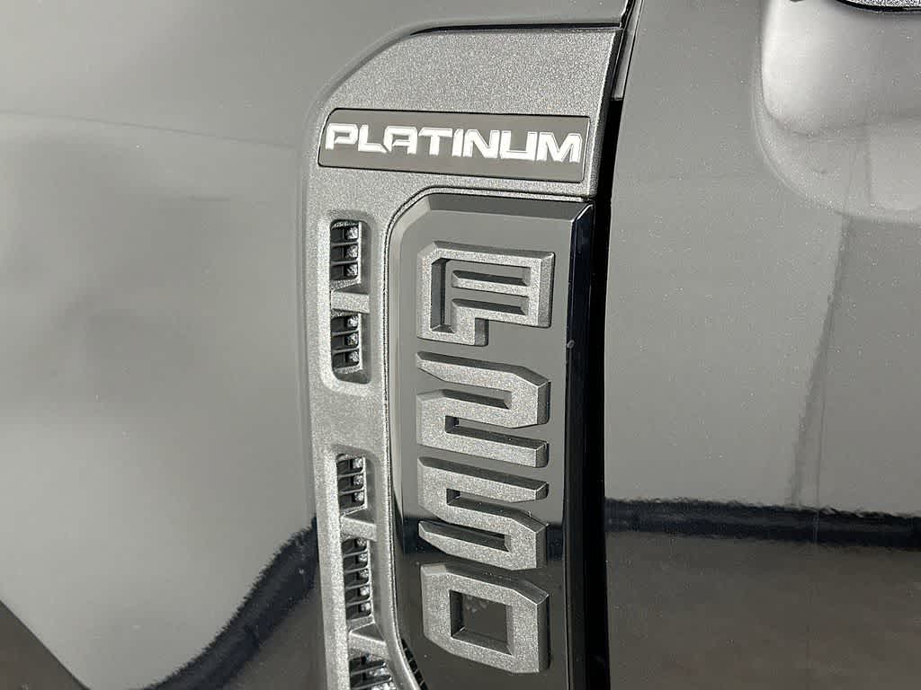 2026 Ford Super Duty F-250 SRW Platinum
