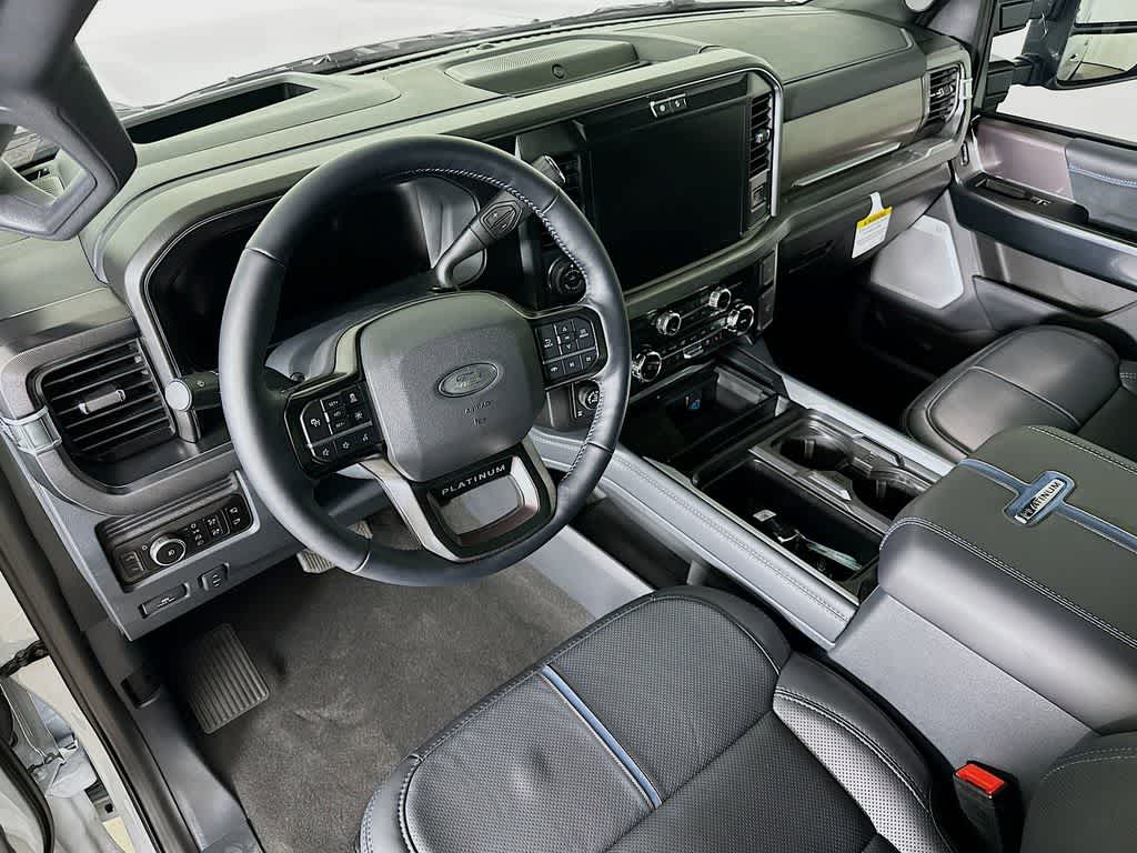 2026 Ford Super Duty F-250 SRW Platinum