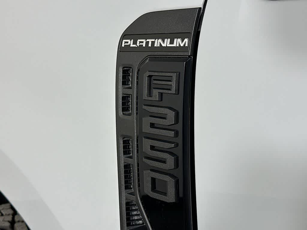 2026 Ford Super Duty F-250 SRW Platinum