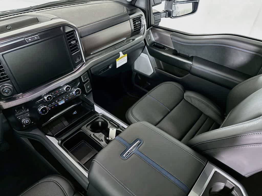 2026 Ford Super Duty F-250 SRW Platinum