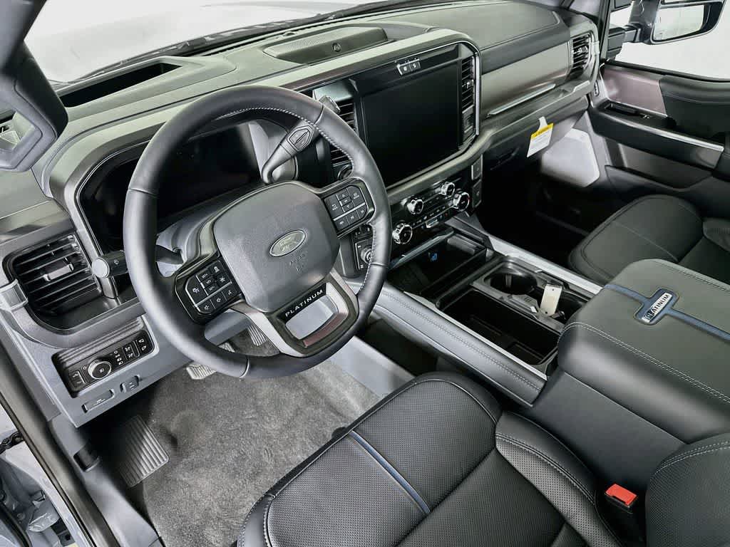 2026 Ford Super Duty F-250 SRW Platinum