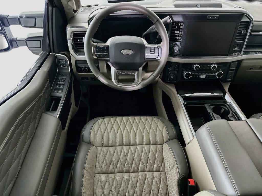 Ford Super Duty F-250 SRW F-250® Platinum® 2027