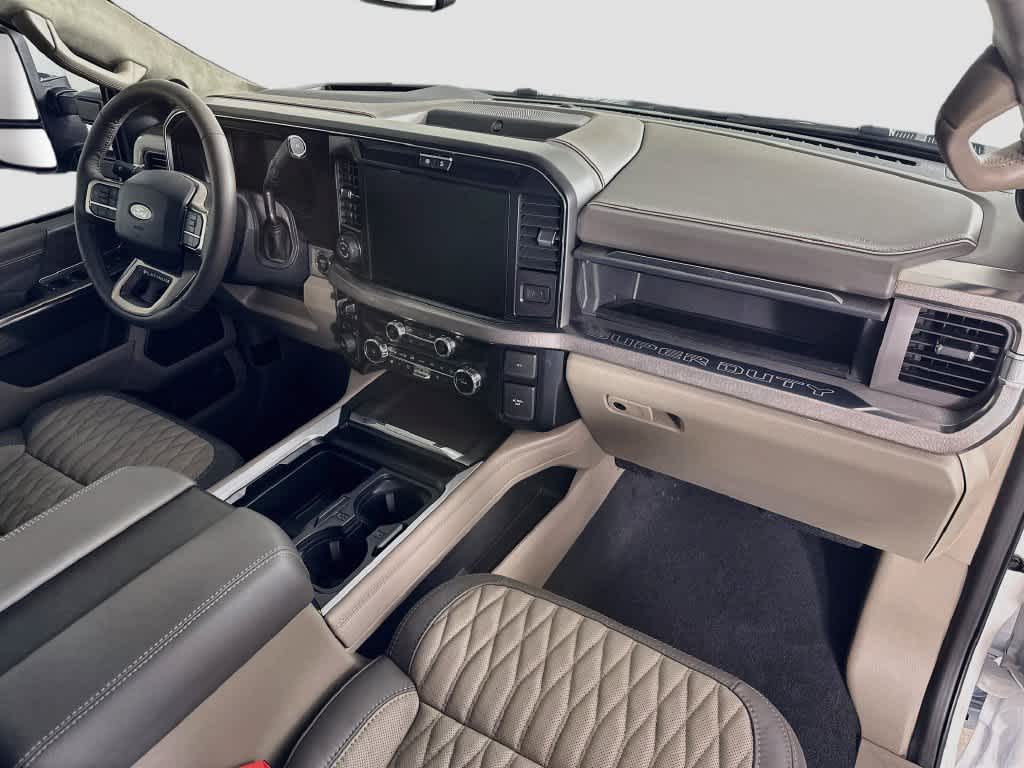 Ford Super Duty F-250 SRW F-250® Platinum® 2027