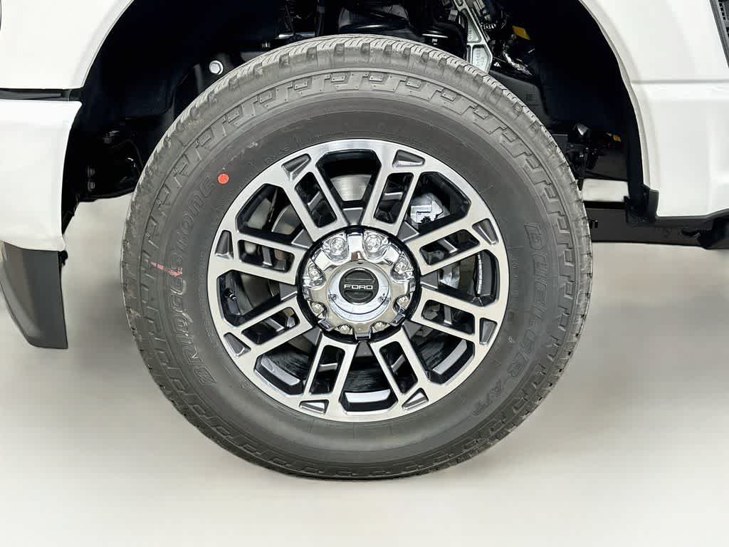 Ford Super Duty F-250 SRW F-250® Platinum® 2027