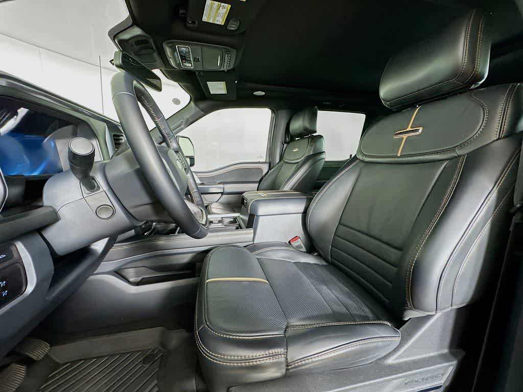 2024 Ford Super Duty F-250 SRW Platinum