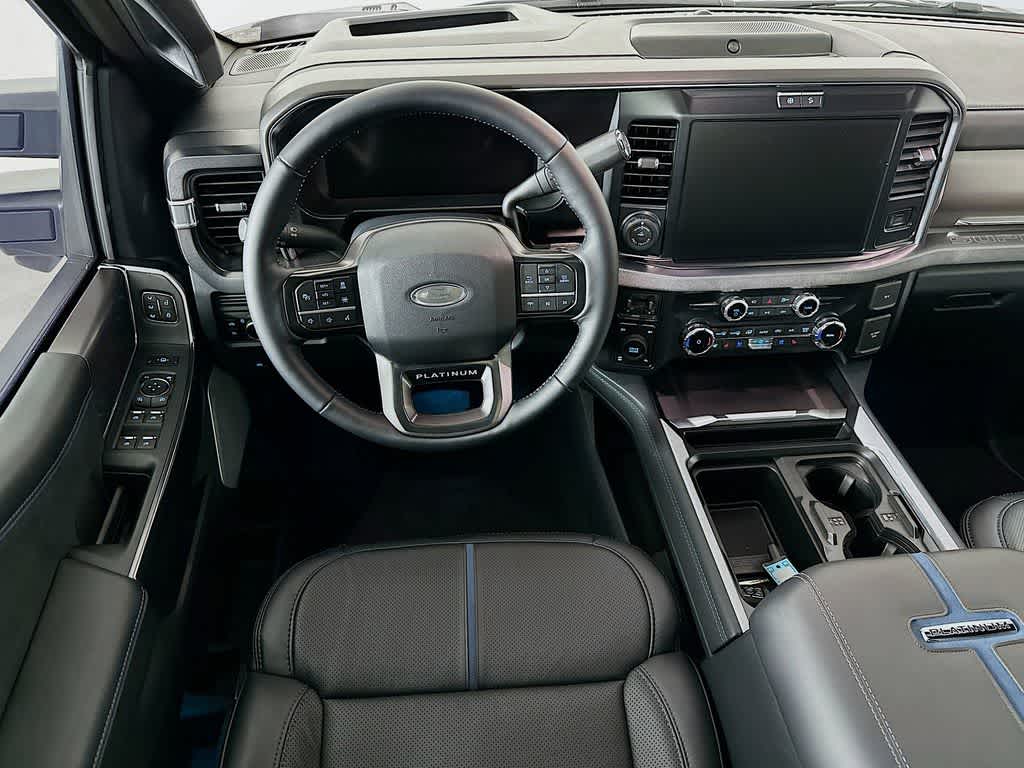 2026 Ford Super Duty F-250 SRW Platinum