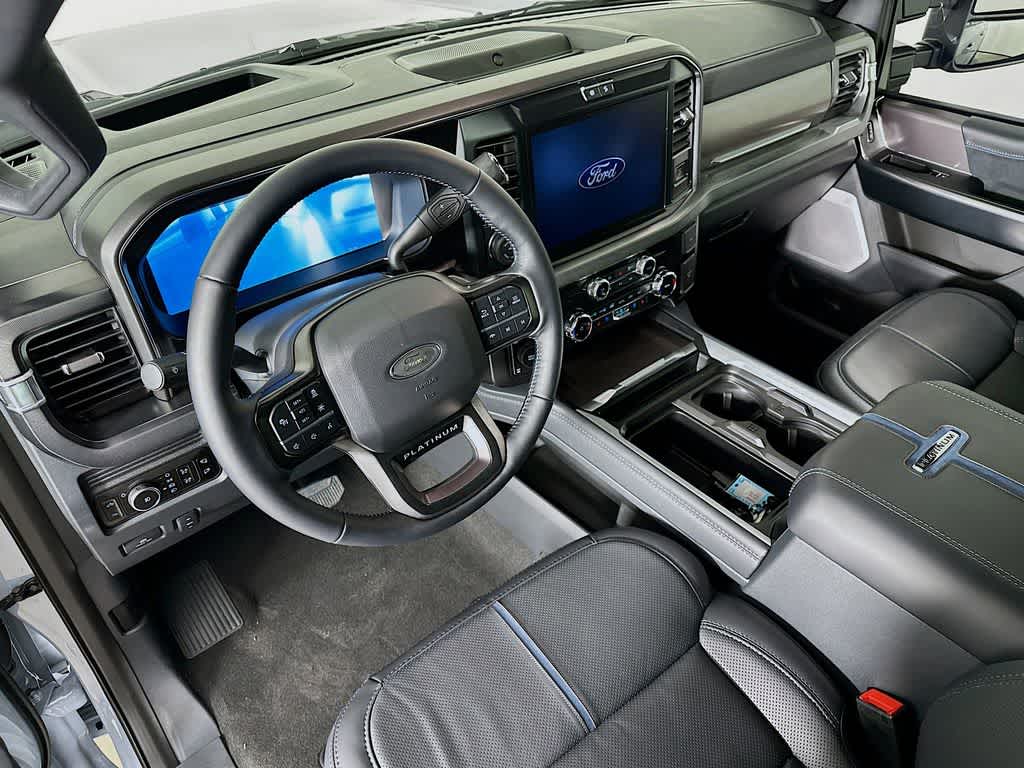 2026 Ford Super Duty F-250 SRW Platinum