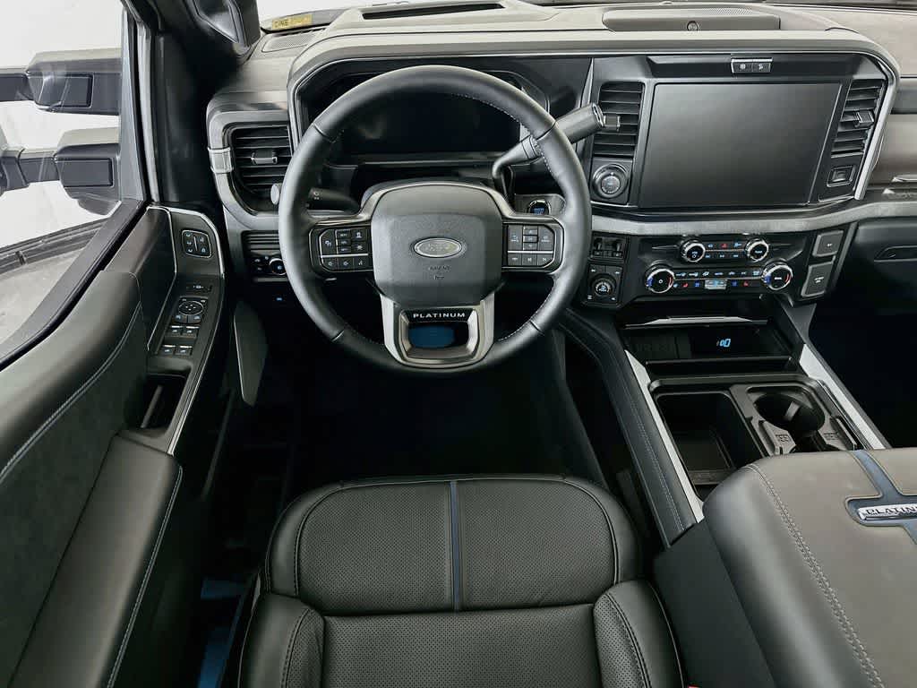 2026 Ford Super Duty F-250 SRW Platinum