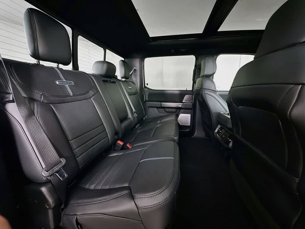 2026 Ford Super Duty F-250 SRW Platinum