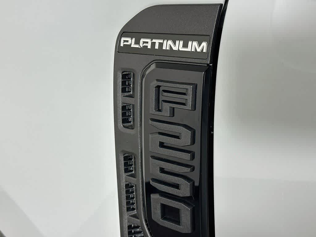 2026 Ford Super Duty F-250 SRW Platinum