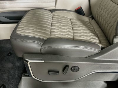 2026 Ford Super Duty F-250 SRW Platinum