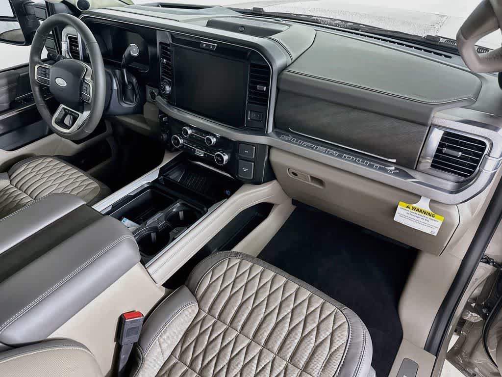 2026 Ford Super Duty F-250 SRW Platinum