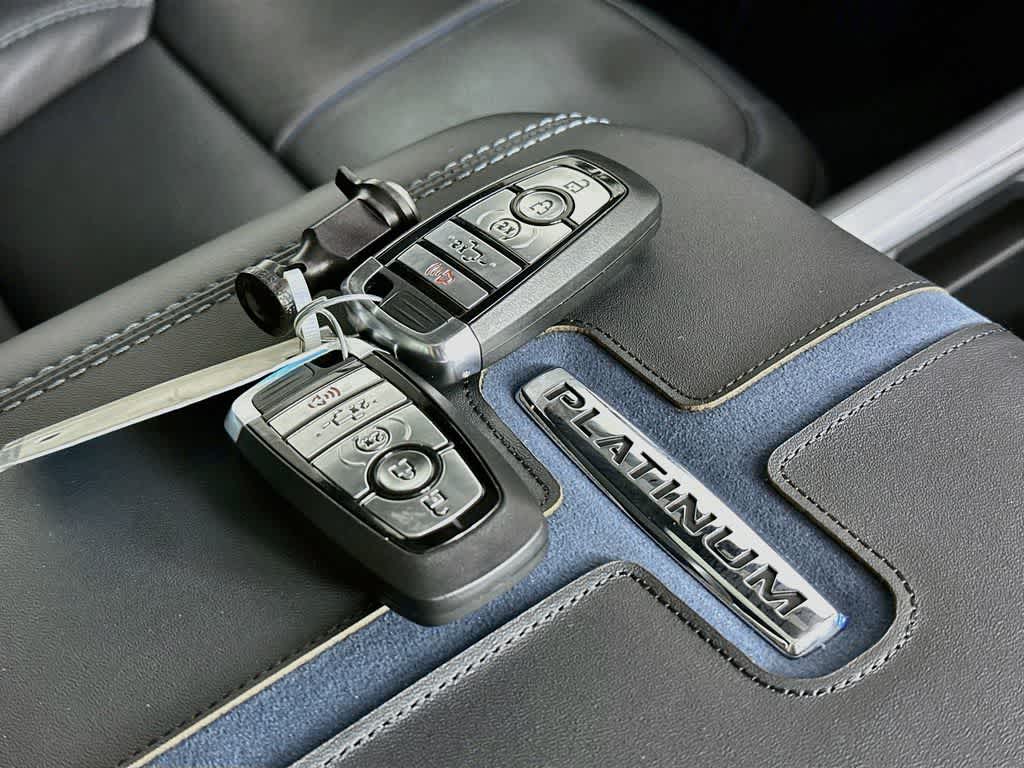 2026 Ford Super Duty F-250 SRW Platinum
