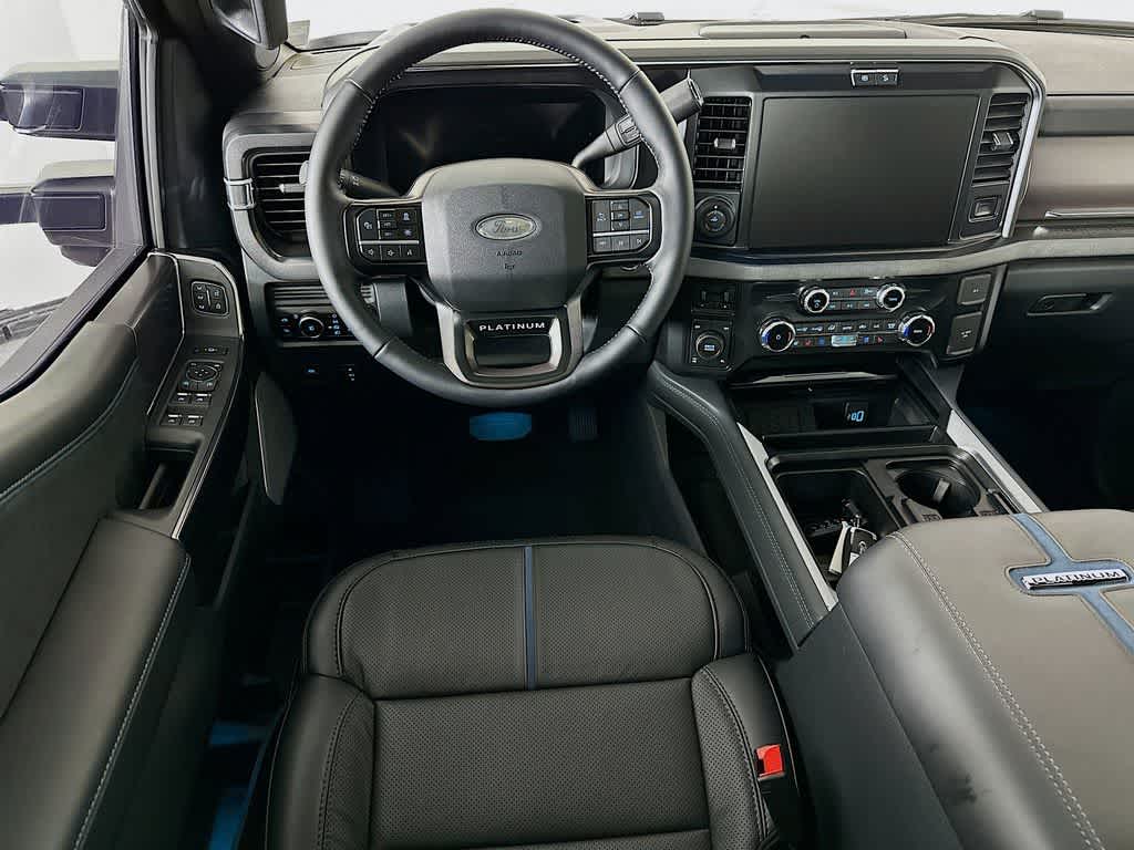 2026 Ford Super Duty F-250 SRW Platinum