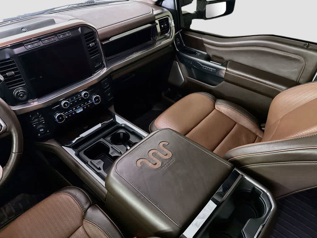 Ford Super Duty F-250 SRW King Ranch 2024