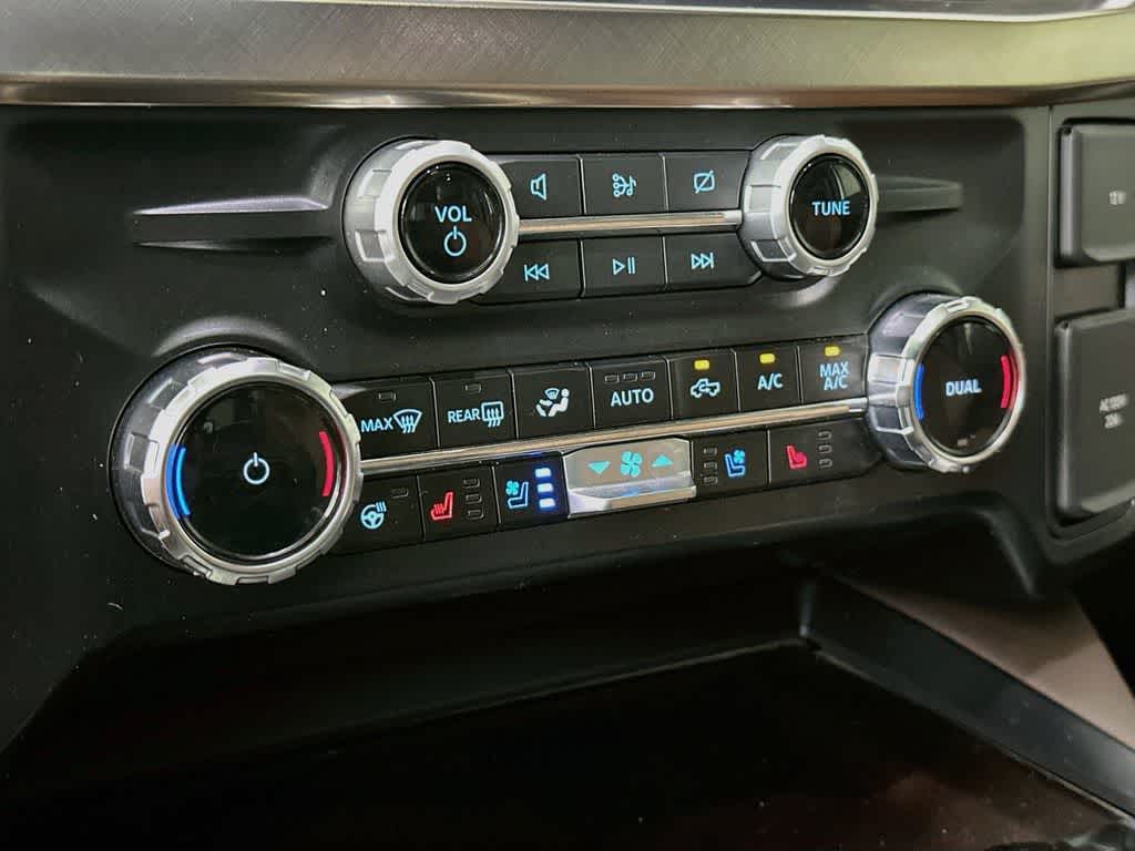 Ford Super Duty F-250 SRW King Ranch 2024