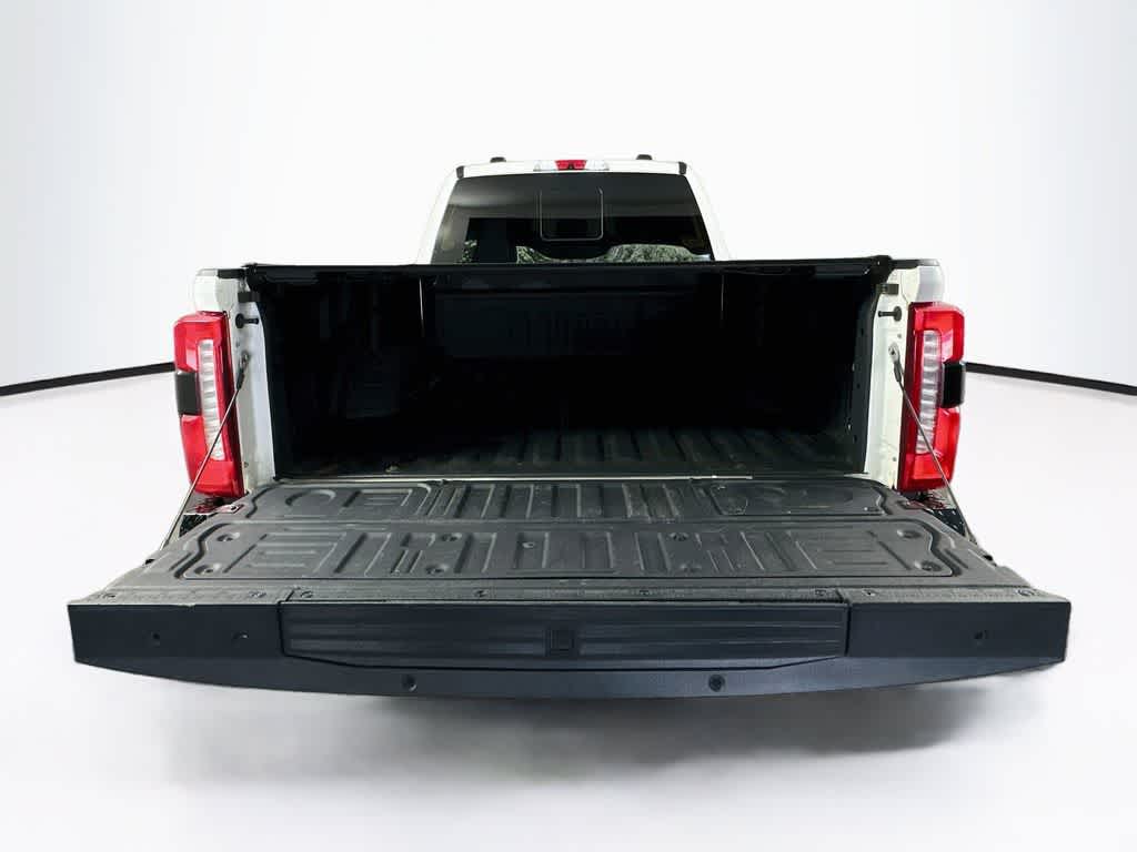 Ford Super Duty F-250 SRW King Ranch 2024