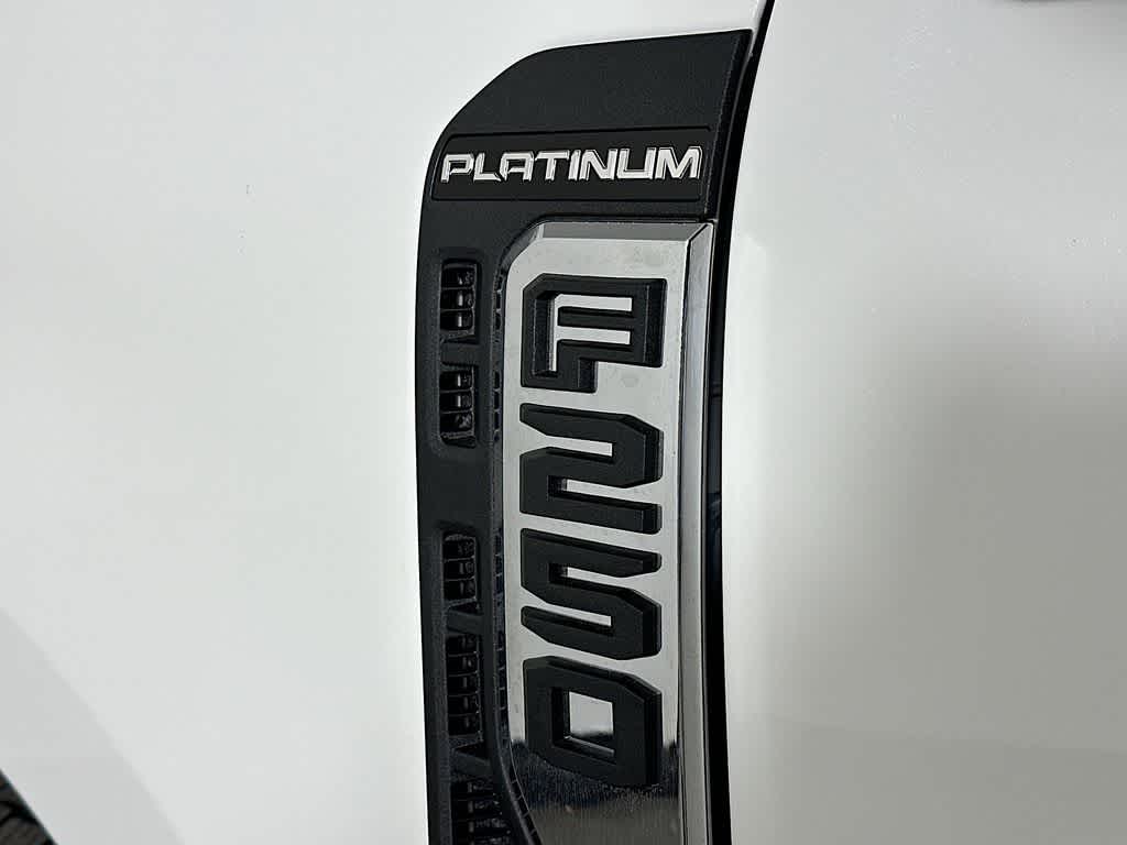 2026 Ford Super Duty F-250 SRW Platinum