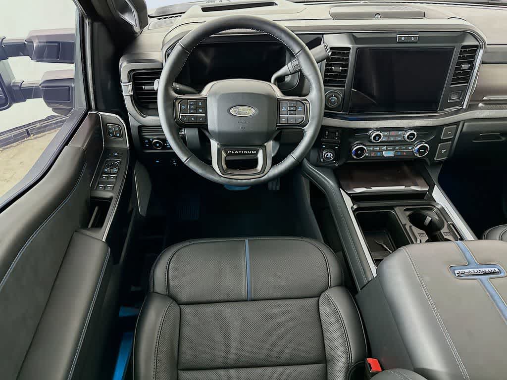 2026 Ford Super Duty F-250 SRW Platinum