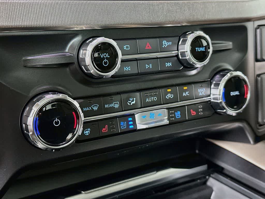 2026 Ford Super Duty F-250 SRW Platinum