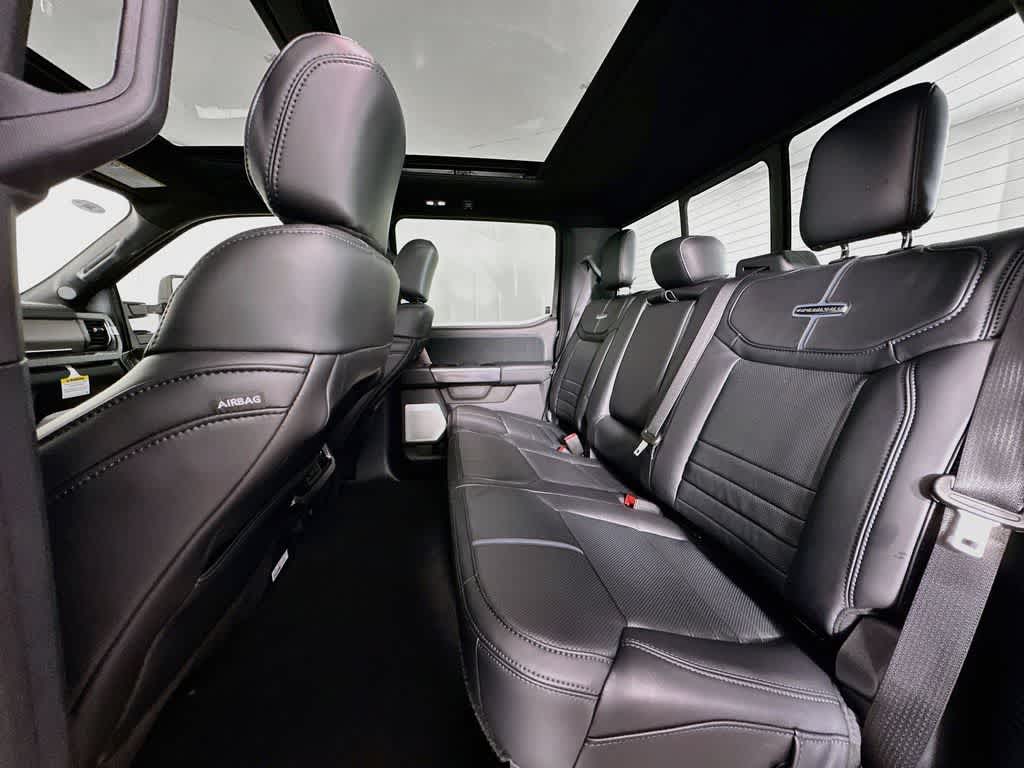 2026 Ford Super Duty F-250 SRW Platinum