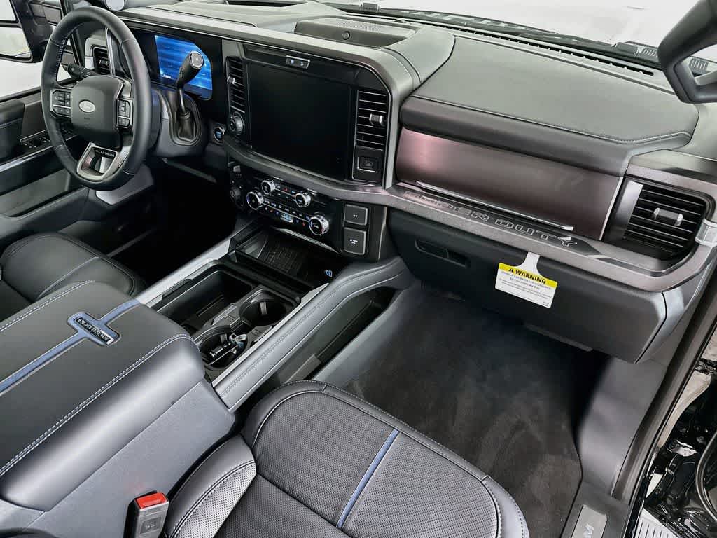 2026 Ford Super Duty F-250 SRW Platinum