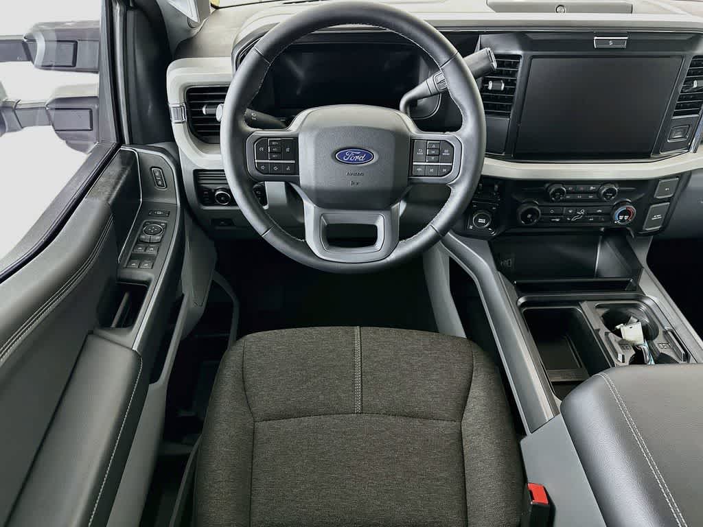 Ford Super Duty F-250 SRW F-250® XLT de 2027
