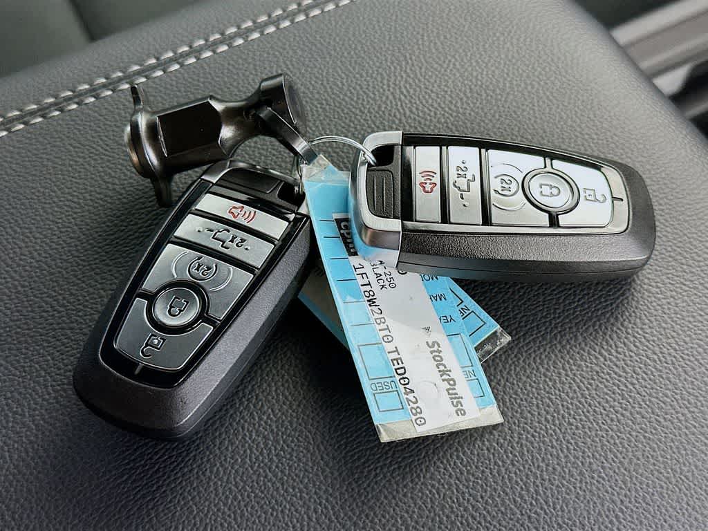 2026 Ford Super Duty F-250 SRW XLT