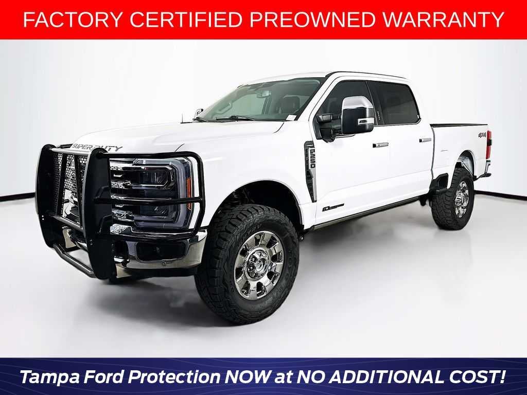 Ford Super Duty F-250 SRW LARIAT 2023