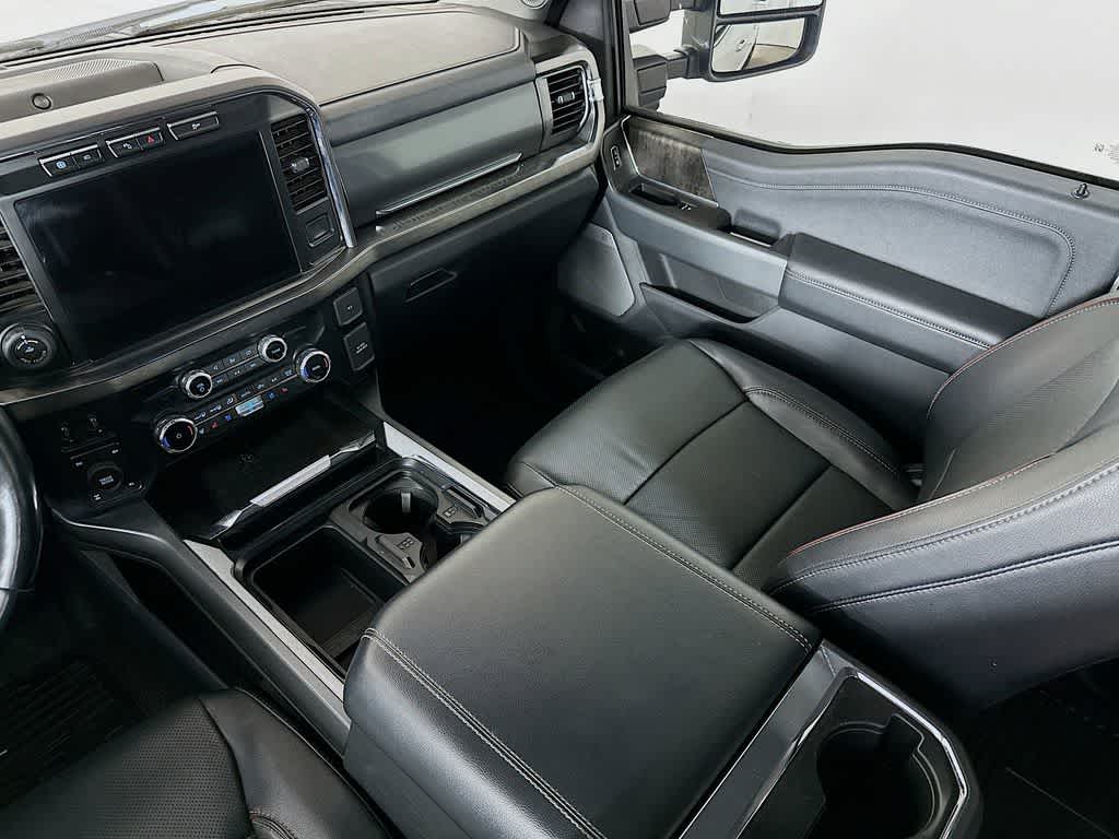 Ford Super Duty F-250 SRW LARIAT 2023