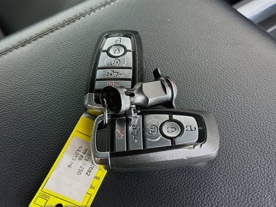 Ford Super Duty F-250 SRW LARIAT 2023