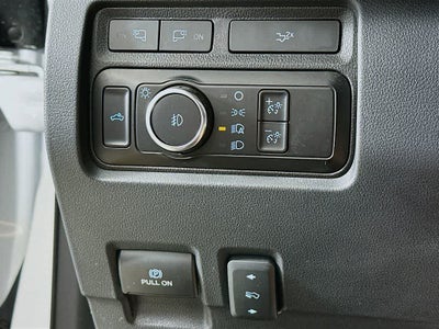 Ford Super Duty F-250 SRW LARIAT 2023