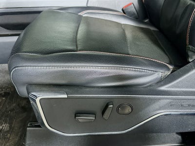 Ford Super Duty F-250 SRW LARIAT 2023