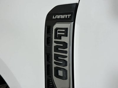 Ford Super Duty F-250 SRW LARIAT 2023