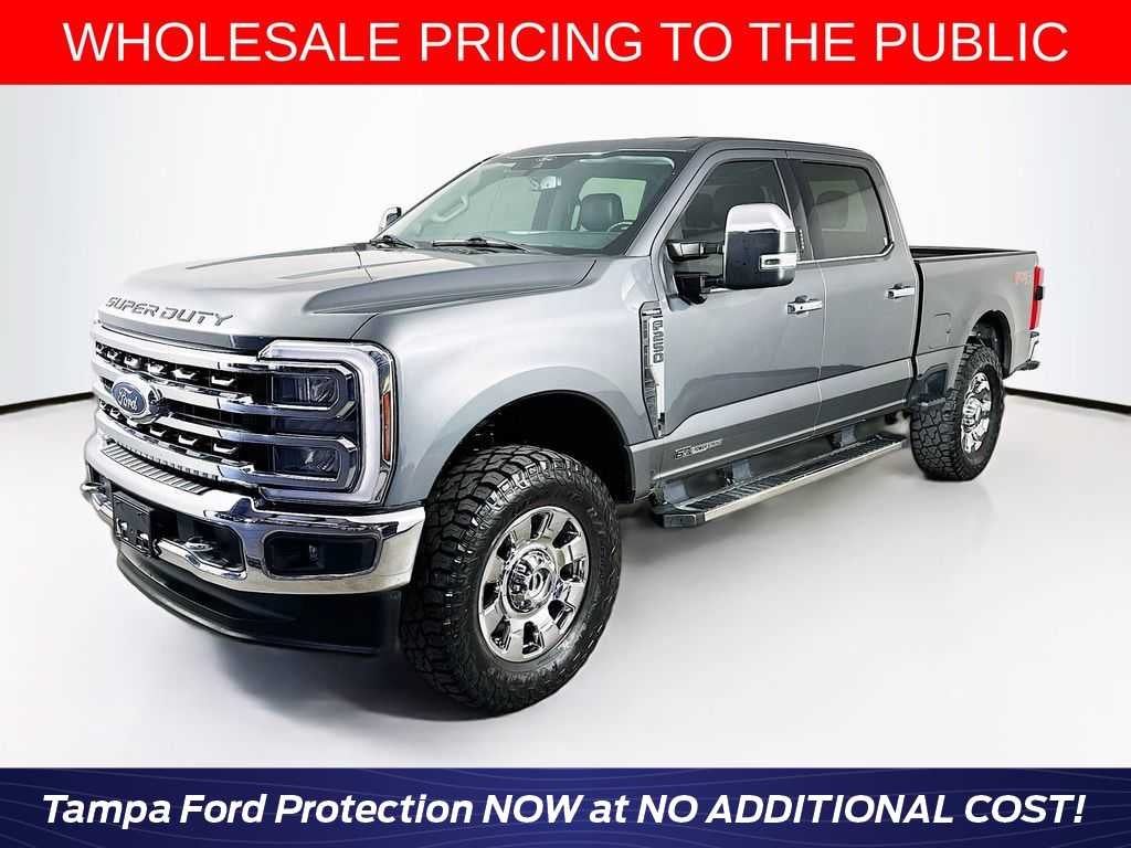 Ford Super Duty F-250 SRW LARIAT 2024