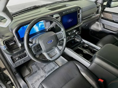 Ford Super Duty F-250 SRW LARIAT 2024