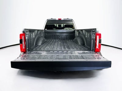Ford Super Duty F-250 SRW LARIAT 2024