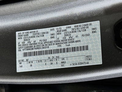 Ford Super Duty F-250 SRW LARIAT 2024
