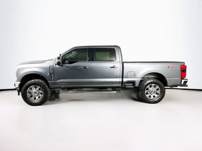 Ford Super Duty F-250 SRW LARIAT 2024