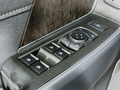 Ford Super Duty F-250 SRW LARIAT 2024