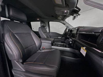 Ford Super Duty F-350 SRW LARIAT 2026