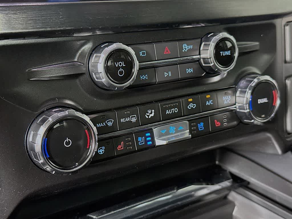 Ford Super Duty F-350 SRW LARIAT 2026