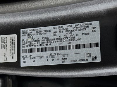 Ford Super Duty F-350 SRW LARIAT 2026