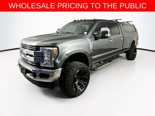 Camioneta Ford Super Duty F-350 SRW LARIAT de 2019