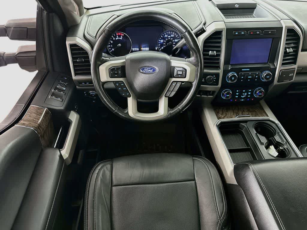 Camioneta Ford Super Duty F-350 SRW LARIAT de 2019